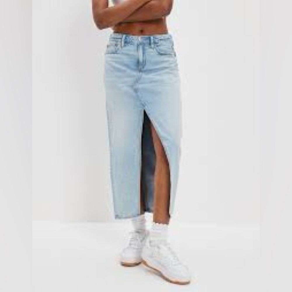 American eagle low rise maxi denim skirt